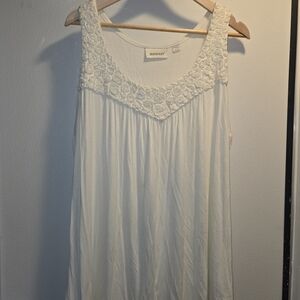 Avenue Cream Sleeveless Top with Textured Detail